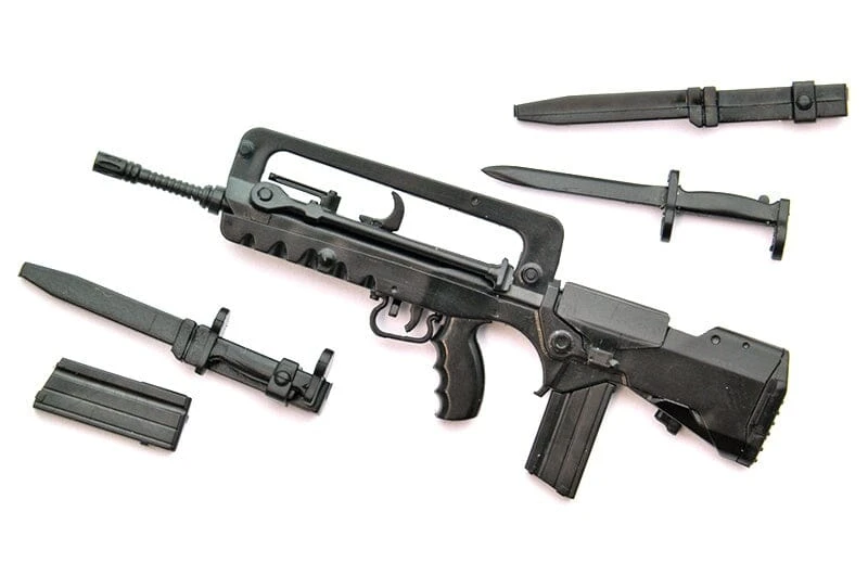 TomyTec Little Armory 1/12 LA057 FA-MAS F1 Rifle 4 TomyTec Little Armory 1/12 LA057 FA-MAS F1 Rifle - Image 2